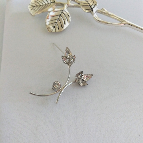 Vint. Long Stem Tulip Brooch - Picture 5 of 8